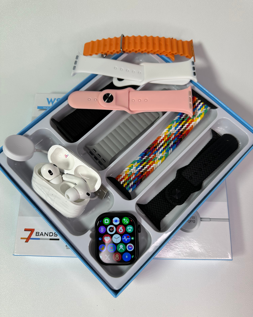 SmartWatch Con 7 Manillas y Audífonos