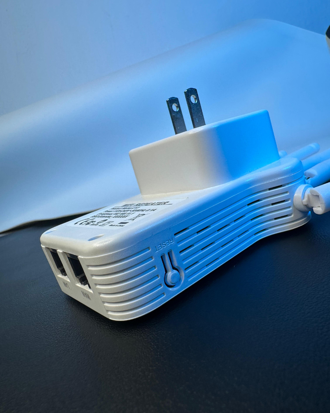 Repetidor Wifi Rompe Muros, 6 Antenas